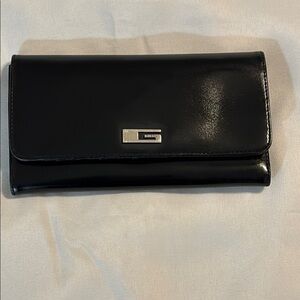 Guess Wallet Black EUC
